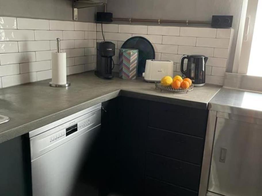 Sol Radiante Attic Studio, Designer-style Studio With Top-tier Amenities * Torremolinos