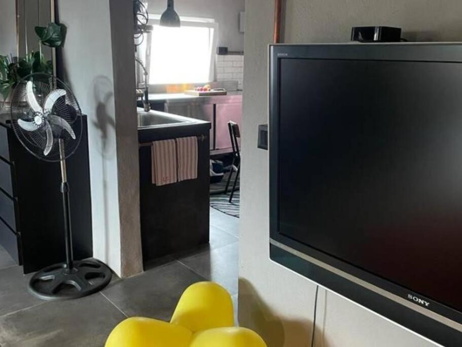 Sol Radiante Attic Studio, Designer-style Studio With Top-tier Amenities Torremolinos